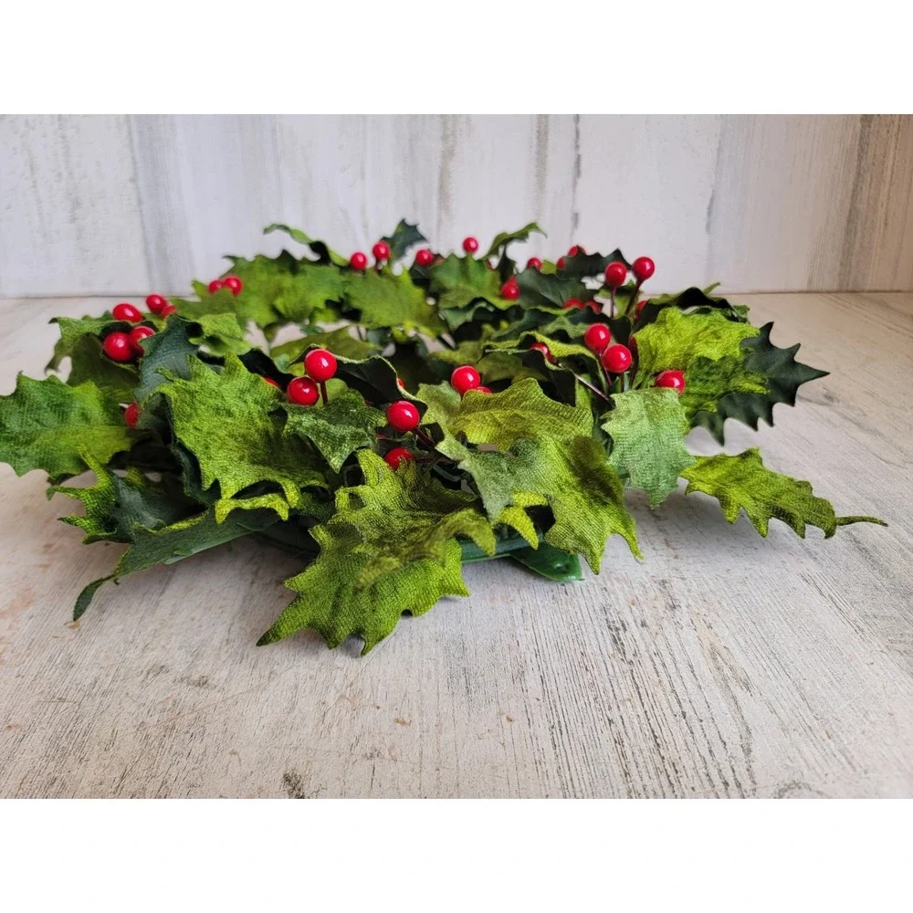 Mistletoe faux wreath Xmas‎ home decor red cranberry figure unique